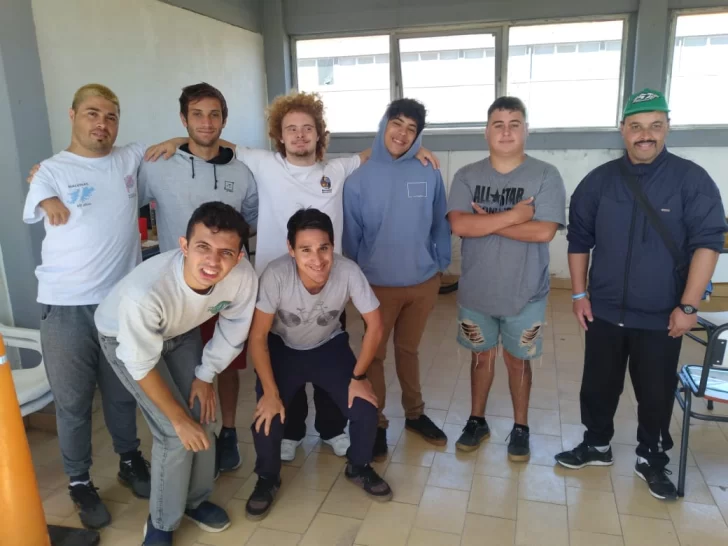 Inician su tarea los cuidadores de playa