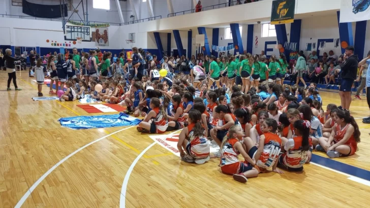 Concurrido fiesta del minibasquet femenino