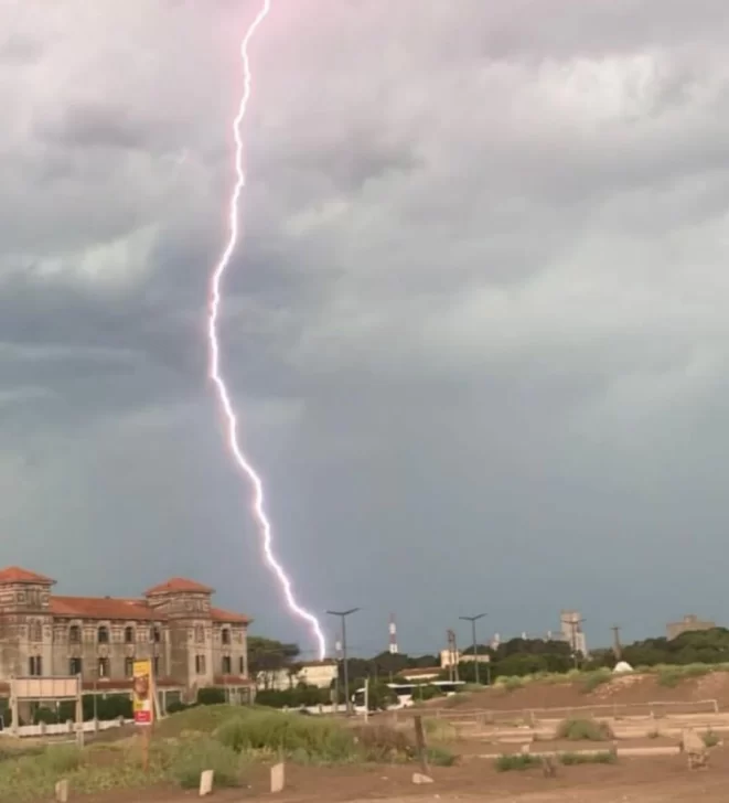 Tormenta eléctrica sin consecuencias