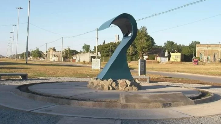 Inauguran el monumento a los caídos en el ARA San Juan