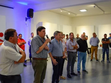 El intendente Gargaglione brindó con los empleados municipales