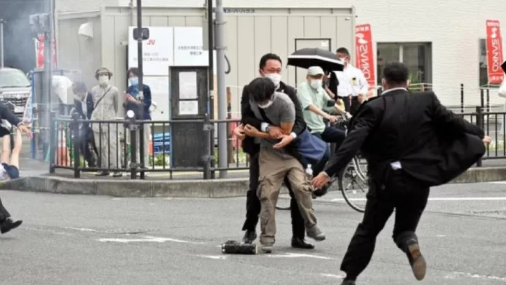 Asesinaron de un disparo a Shinzo Abe, ex primer ministro de Japón
