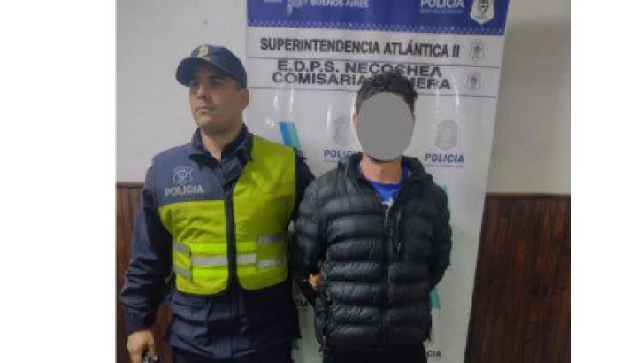 Amenazó a su ex suegra delante de la policía: “Te voy a degollar y a prender fuego”