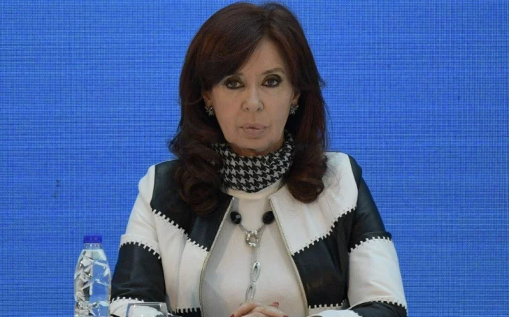 Piden doce años de prisión para la vicepresidenta Cristina Kirchner