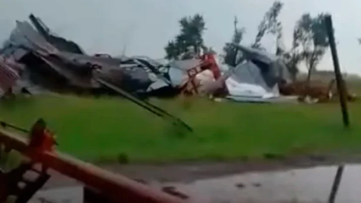 El temporal arrasó con las instalaciones de un campo en Olavarría