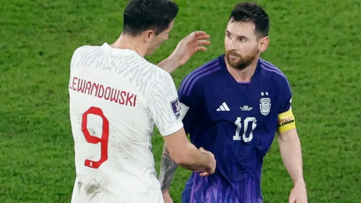 Lewandowski rompió el silencio y habló de su cruce con Lionel Messi