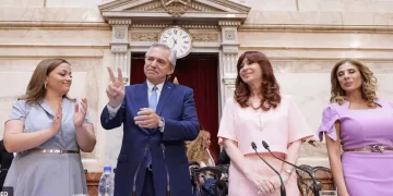 Fernández abrió las sesiones del Congreso con críticas a la Justicia y defensa a Cristina Kirchner