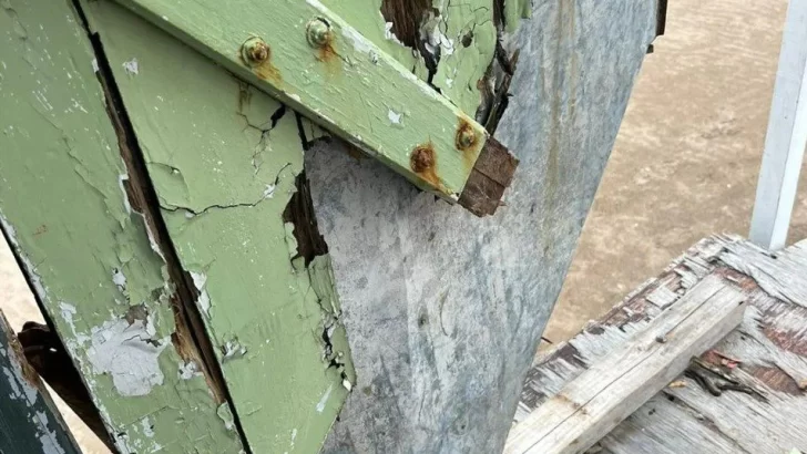 Sigue el vandalismo en los puestos de guardavidas: robaron en el refugio de la rambla