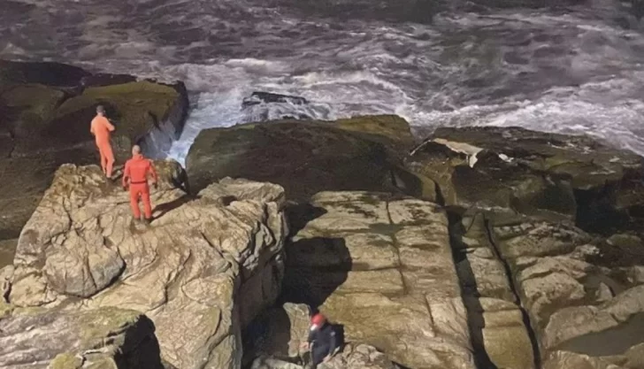 Encontraron muerto al delincuente que se arrojó al mar para escapar de la Policía