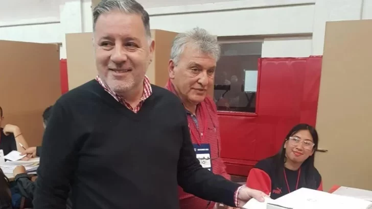Crisis en Independiente: Fabián Doman renunció como presidente
