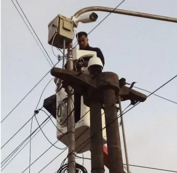 Colocan nuevas cámaras se seguridad en distintas zonas de Necochea y Quequén