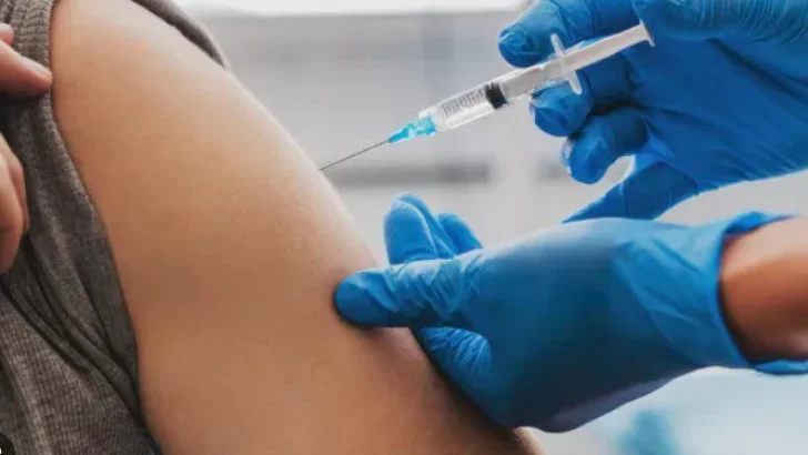 Llegaron las vacunas antigripales de IOMA a las farmacias locales