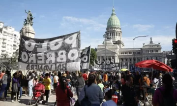 Unidad Piquetera de Necochea presente en la Marcha Federal y acampe en plaza de Mayo