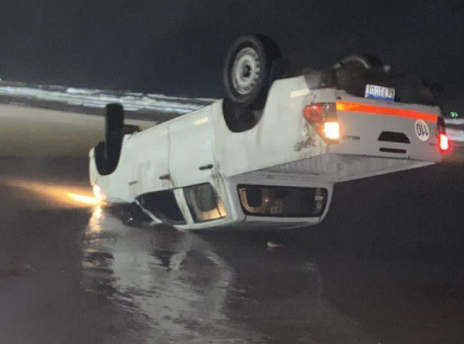 Volcó una camioneta en la zona de “El Caño”