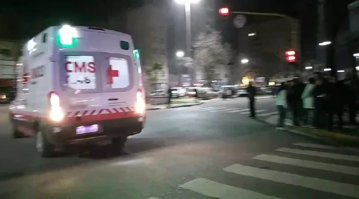 Varias ambulancias llegan a la Galería Central
