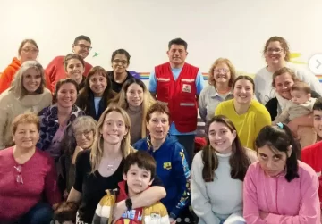 Cruz Roja brindó un taller de RCP al personal de la Asociación Todo para Ellos