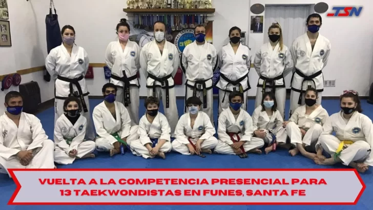 Delegación de taekwondistas de nuestra ciudad en Santa Fe