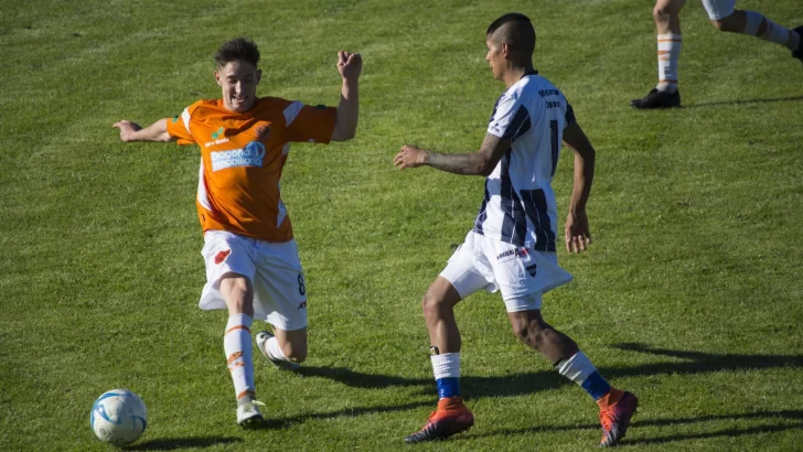 Villa Díaz Vélez goleó a Ministerio y se metió en semifinales