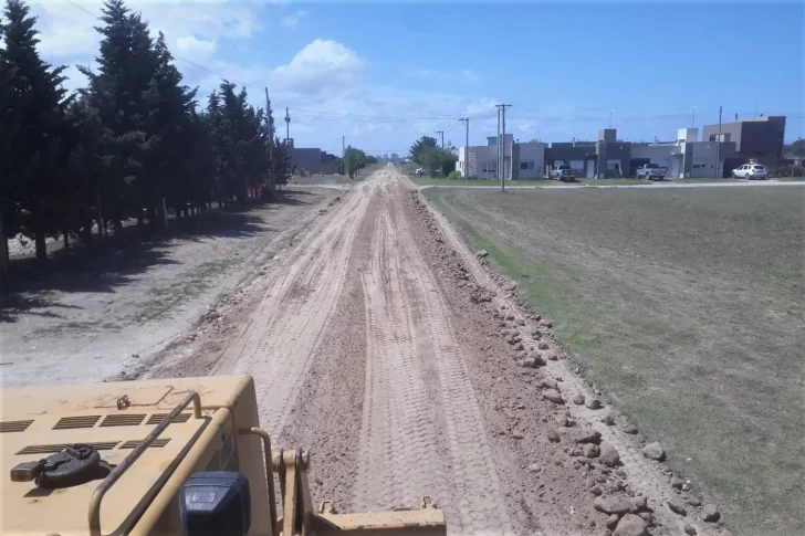 Intensifican trabajos en calles de Necochea y Quequén