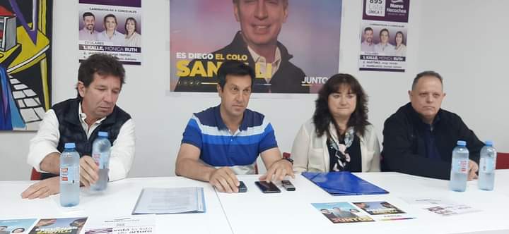 Un sector de Juntos brindó el apoyo a Arturo Rojas para las elecciones generales