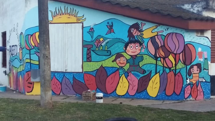 Un nuevo mural identifica al CAPS Puerto