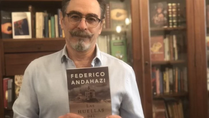 “Las Huellas del mal”: Federico Andahazi llega con su libro al ex hotel Quequén