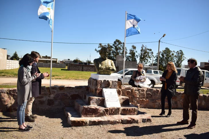 Inauguraron la Plaza Martín Miguel de Güemes en Lobería