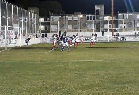 Independiente SC derrotó a Huracán de Tres Arroyos