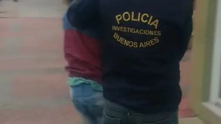 Golpeó a su ex pareja e intentó llevarse al hijo de ambos por la fuerza