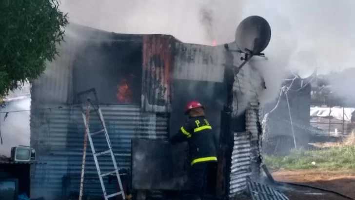 Se incendio una precaria vivienda en 43 y 62