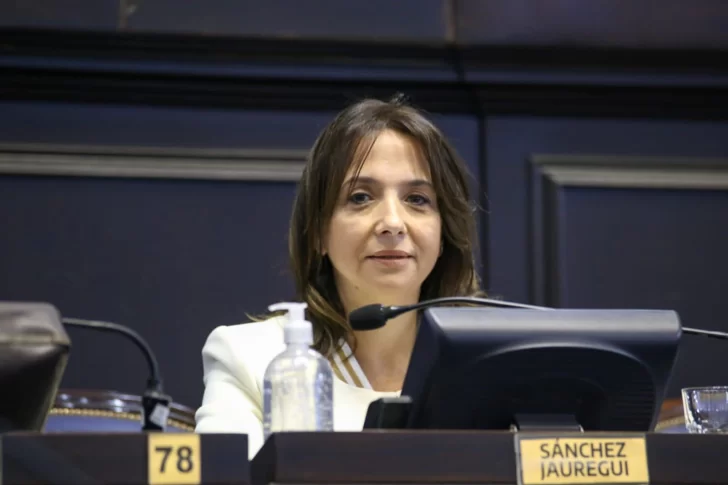 Sánchez Jáuregui pide roles relevantes de mujeres en las conducciones sindicales
