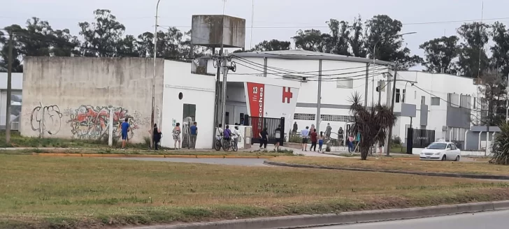 Debido a la cantidad de testeos, la placa de Covid se emitirá mañana