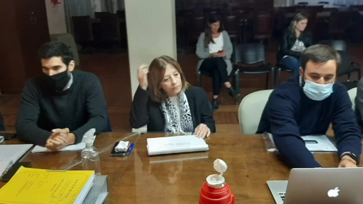Graciela Mamelucco presentó la rendición de cuentas 2021 a los concejales