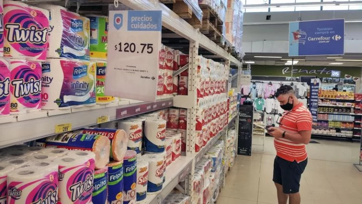 Analistas suben la expectativa de la inflación al 90,2 % en 2022