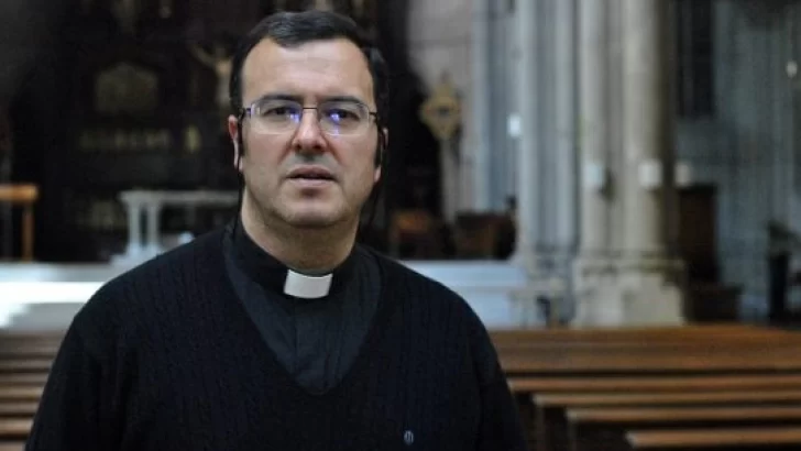 Coronavirus: El Obispo Gabriel Mestre aseguró que se recupera “lentamente”