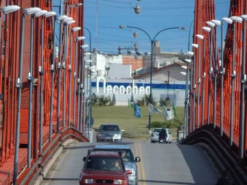Puente Colgante: Analizan convenio para el recambio de luminarias