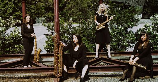 Mujeres saxofonistas en Necochea