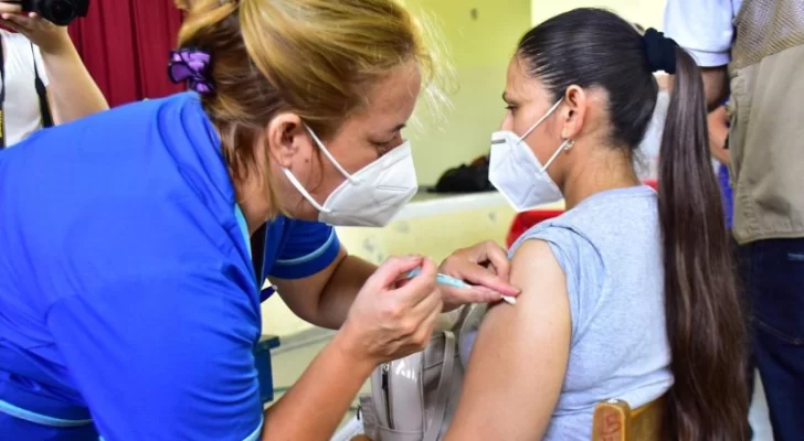 Vacunarán con segundas dosis a las autoridades de mesa en la provincia de Buenos Aires
