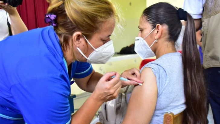 Vacunarán con segundas dosis a las autoridades de mesa en la provincia de Buenos Aires