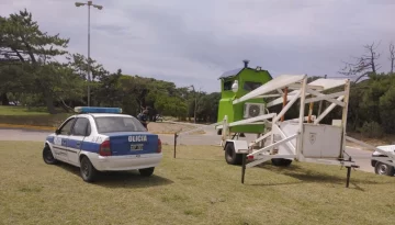 Instalan torre de monitoreo para mejorar la seguridad en el Parque