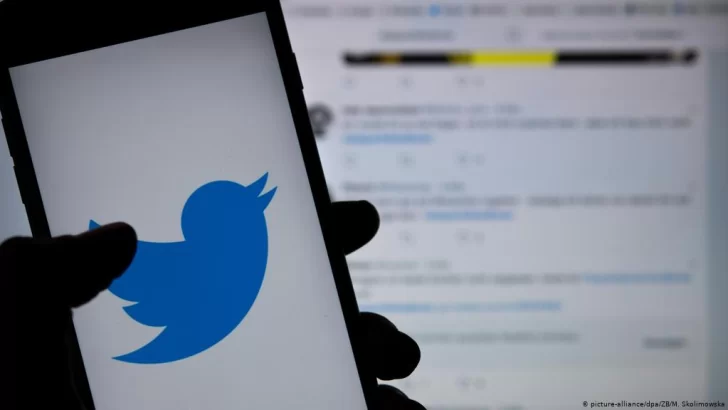 Twitter compra una empresa de inteligencia artificial contra las noticias falsas
