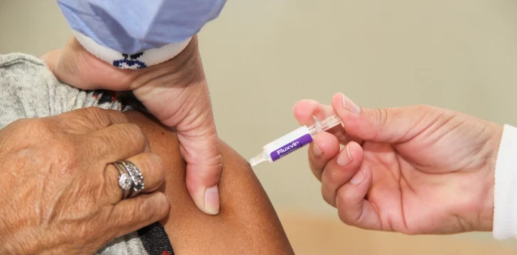 Por falta de dosis, está interrumpida la vacunación antigripal