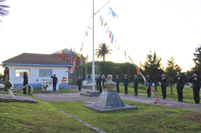 Prefectura Quequén conmemoró el “Día de la Independencia”