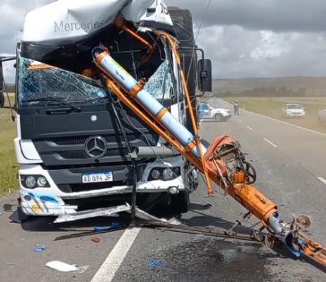 Conductor salvó su vida de milagro tras chocar en ruta 226