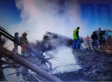 La historia del bebé y sus padres que se bajaron del avión sanitario minutos antes del trágico accidente