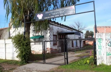 Baratillo por el Día del niño en el Comedor Mateo