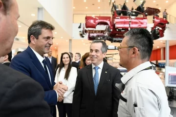 El Gobierno Nacional impulsa exportaciones automotrices en acuerdo con empresas y trabajadores