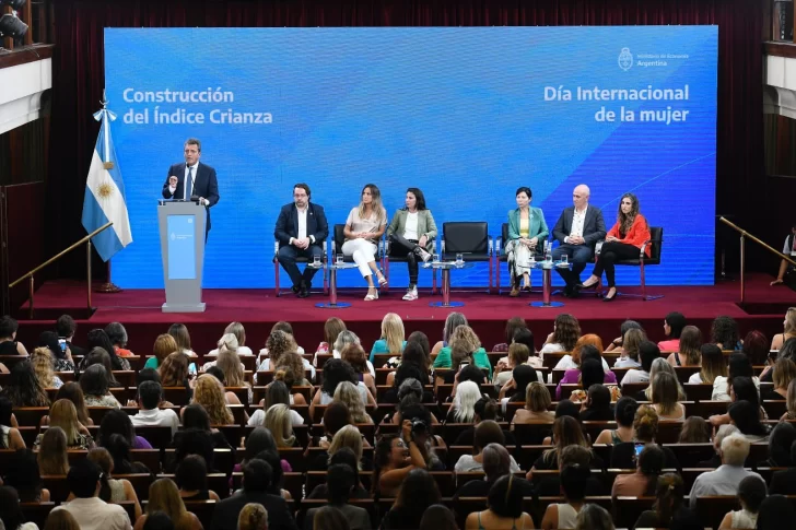 Lanzan el Índice Crianza que medirá costo de los bienes esenciales y el cuidado de niños, niñas y adolescentes