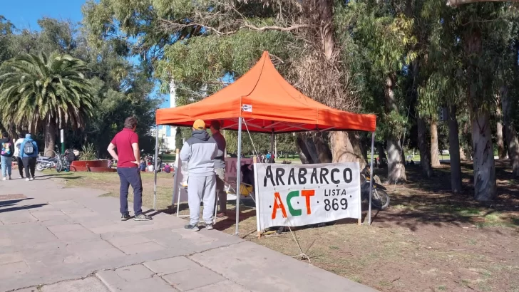 La ACT comenzó la campaña difundiendo sus propuestas en el Parque