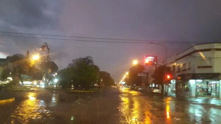 Calles anegadas tras la fuerte tormenta
